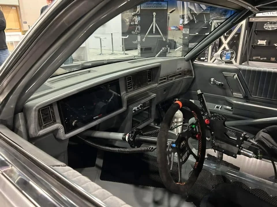 Inspiration Leads to a Clean Drag-and-Drive Cutlass Build That